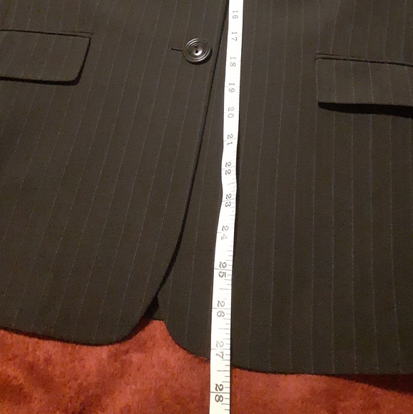 Tahari Plus Size Blazer (NWOT) - Picture 7 of 9